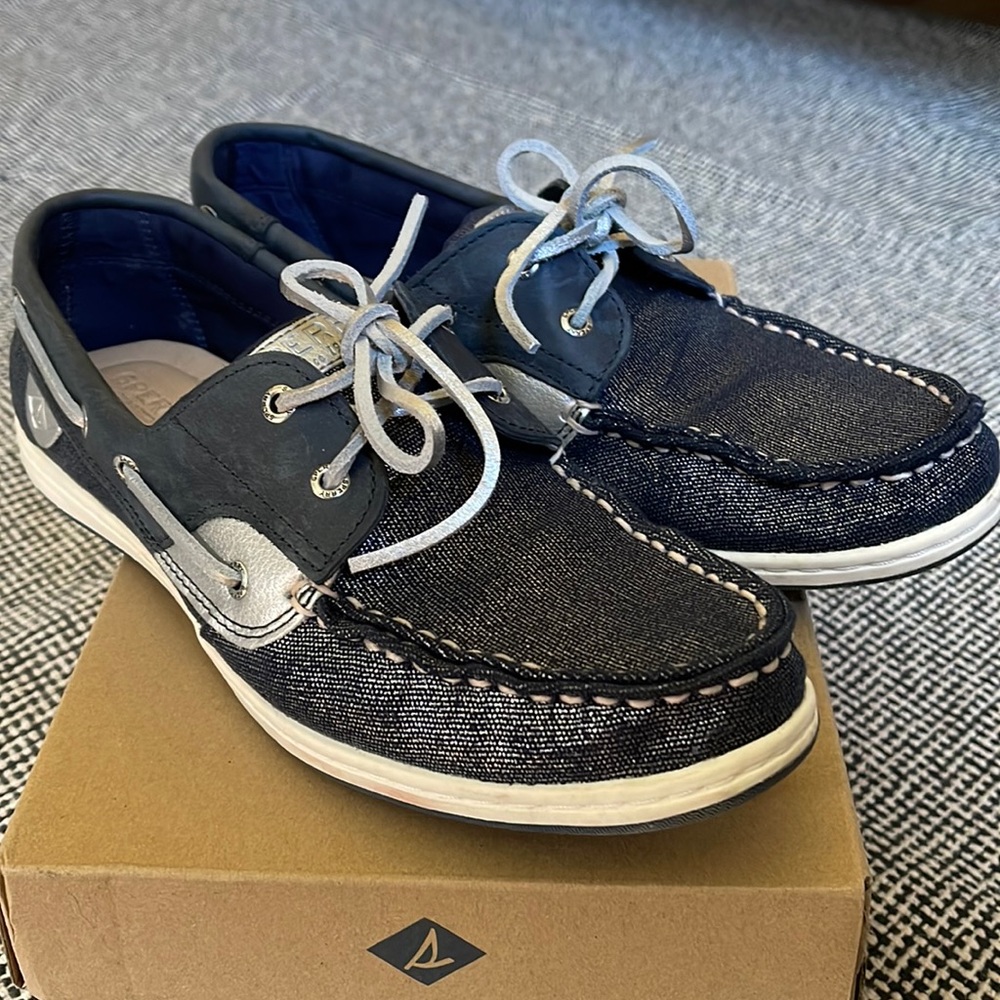 Sperry Women’s Sparkle Navy boat shoes